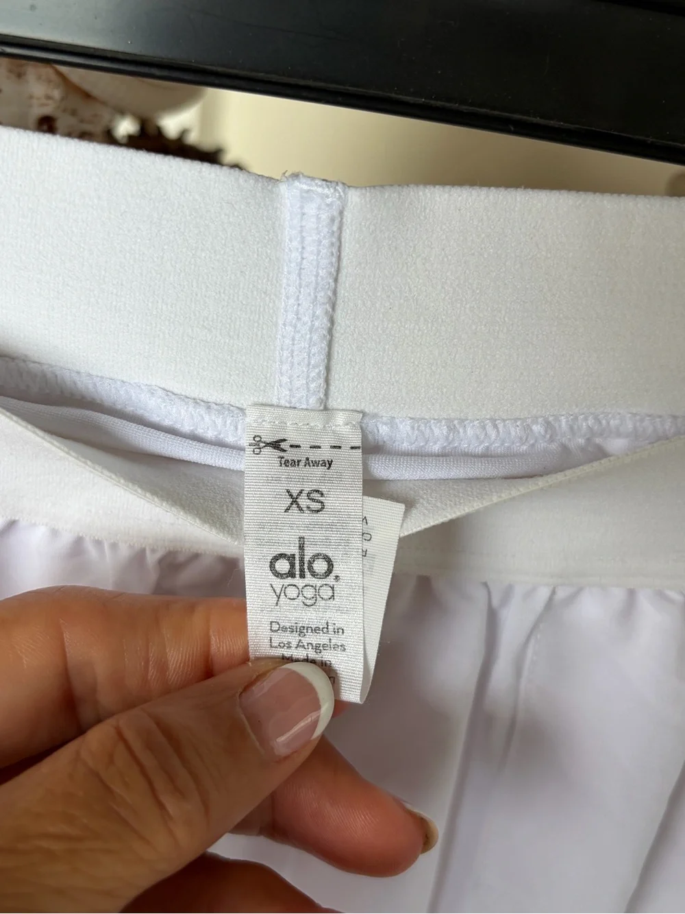 ALO Yoga White Pleated Athletic Skirt Womens Size XS